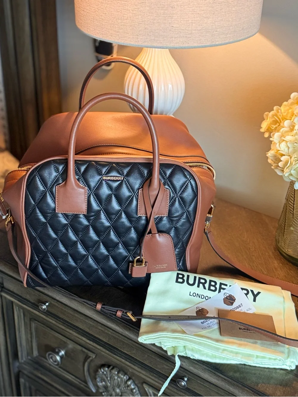 Burberry cube Leather Satchel !